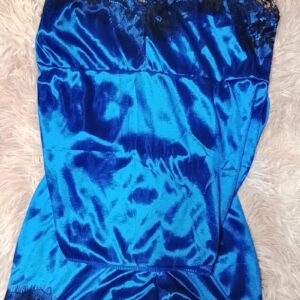 pijama tipo satín azúl