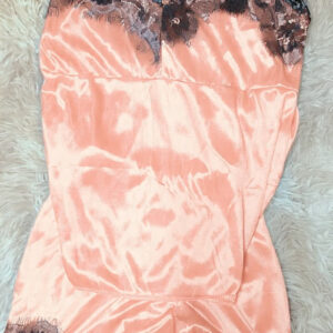 pijama tipo satín melocotón